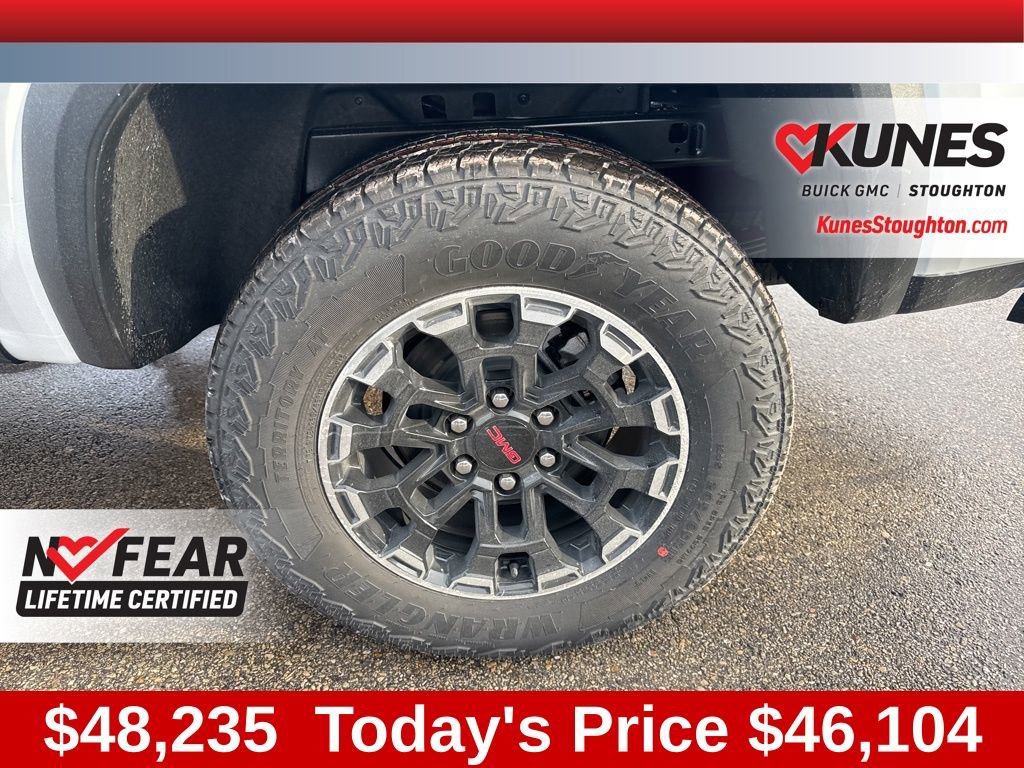 New 2026 GMC Canyon AT4 image 18