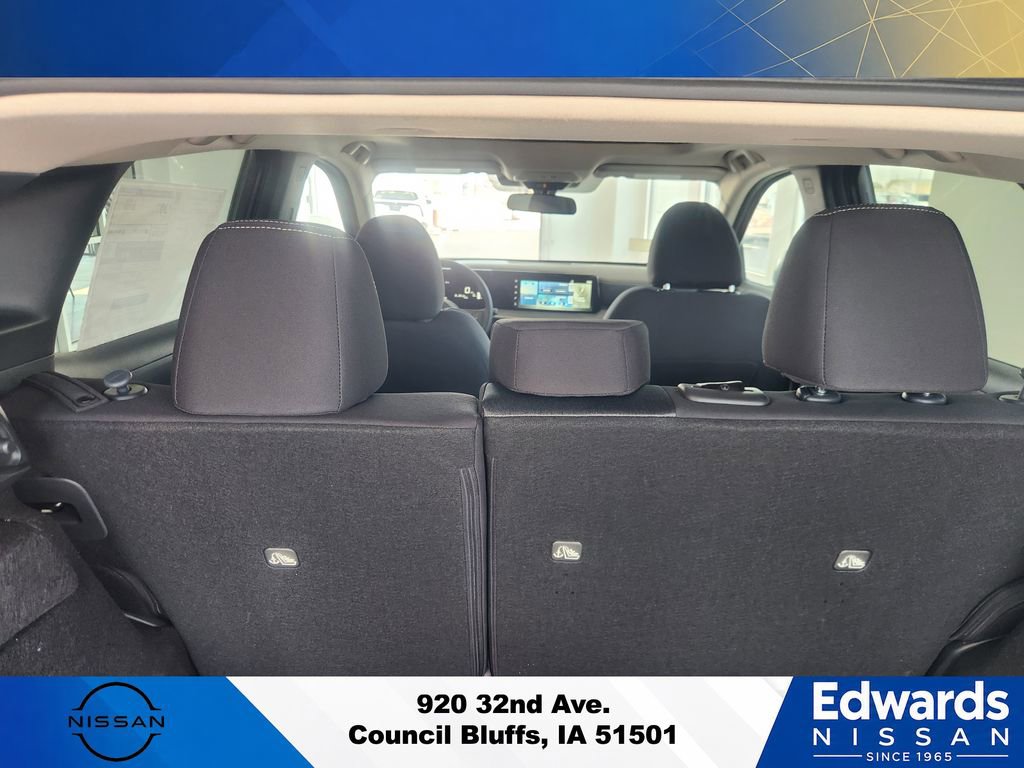 New 2025 Nissan Kicks SV w/ SV Premium Package AWD/4WD image 13