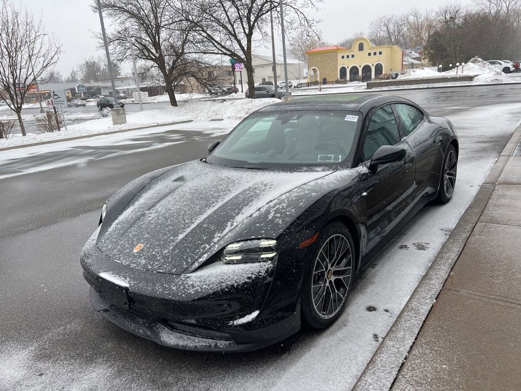 Used 2024 Porsche Taycan image 47