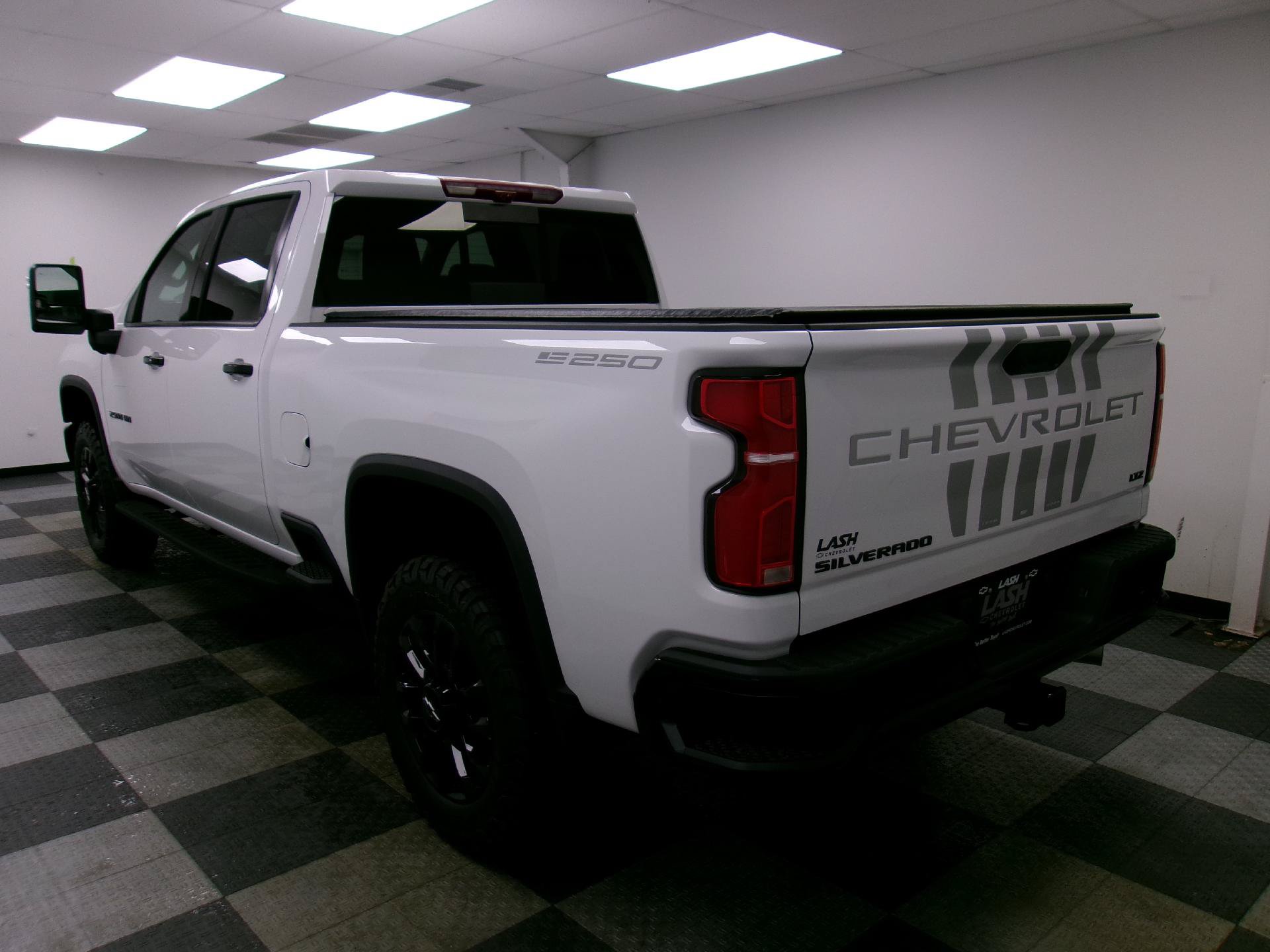 New 2026 Chevrolet Silverado 2500 LTZ AWD/4WD image 2