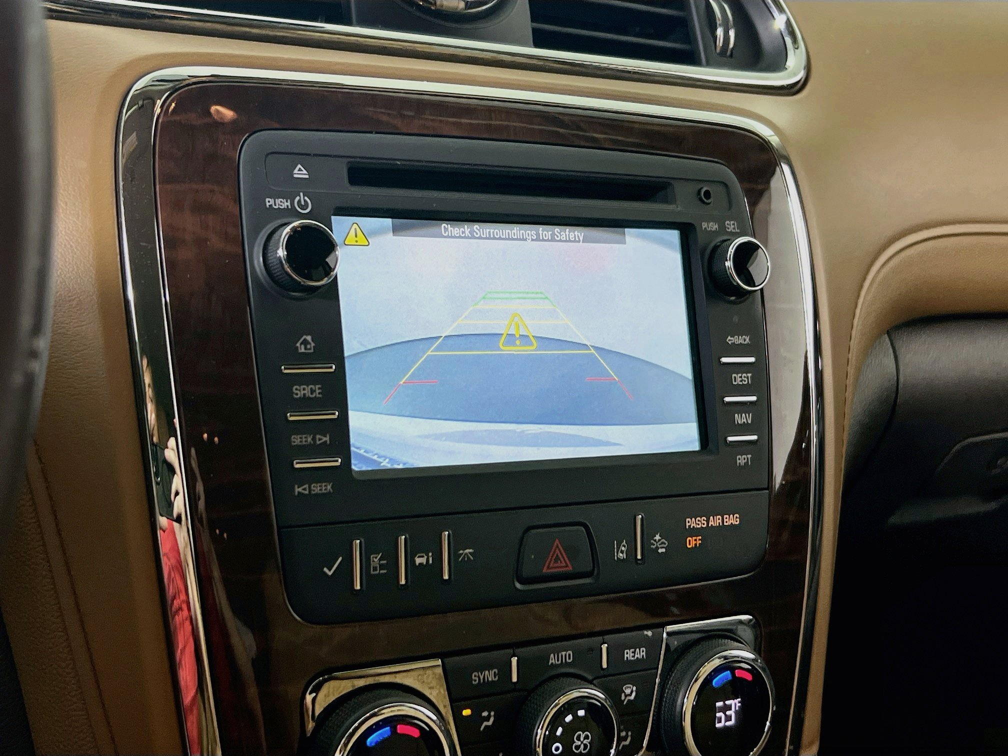 Used 2017 Buick Enclave Premium AWD/4WD image 14