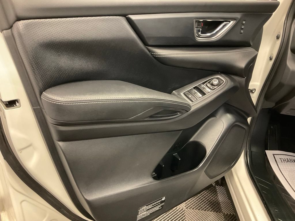 Used 2023 Subaru Ascent Limited w/ Popular Package #2A AWD/4WD image 9