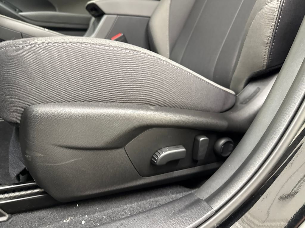 New 2025 Subaru Crosstrek 2.0i Premium image 13