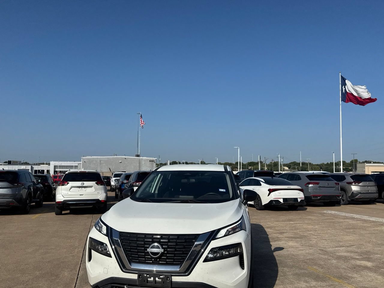 Certified 2023 Nissan Rogue S AWD/4WD image 6
