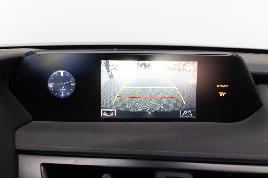 Used 2020 Lexus UX 200 w/ Premium Package FWD image 29