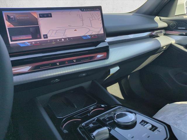 New 2027 BMW 550e xDrive AWD/4WD image 12