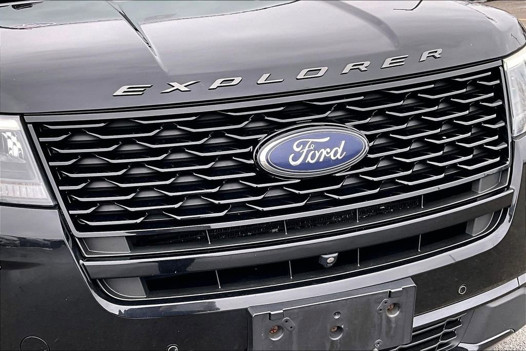 Used 2018 Ford Explorer Sport image 35