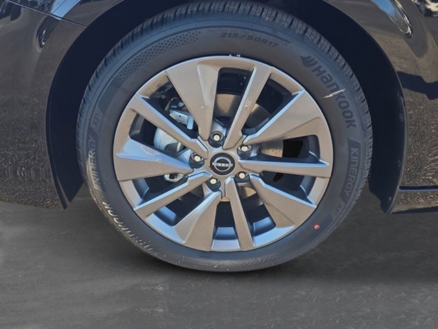 New 2026 Nissan Sentra SL w/ Floor Mat Package image 9