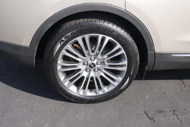 Used 2017 Lincoln MKX Reserve w/ Lincoln MKX Climate Package AWD/4WD image 14