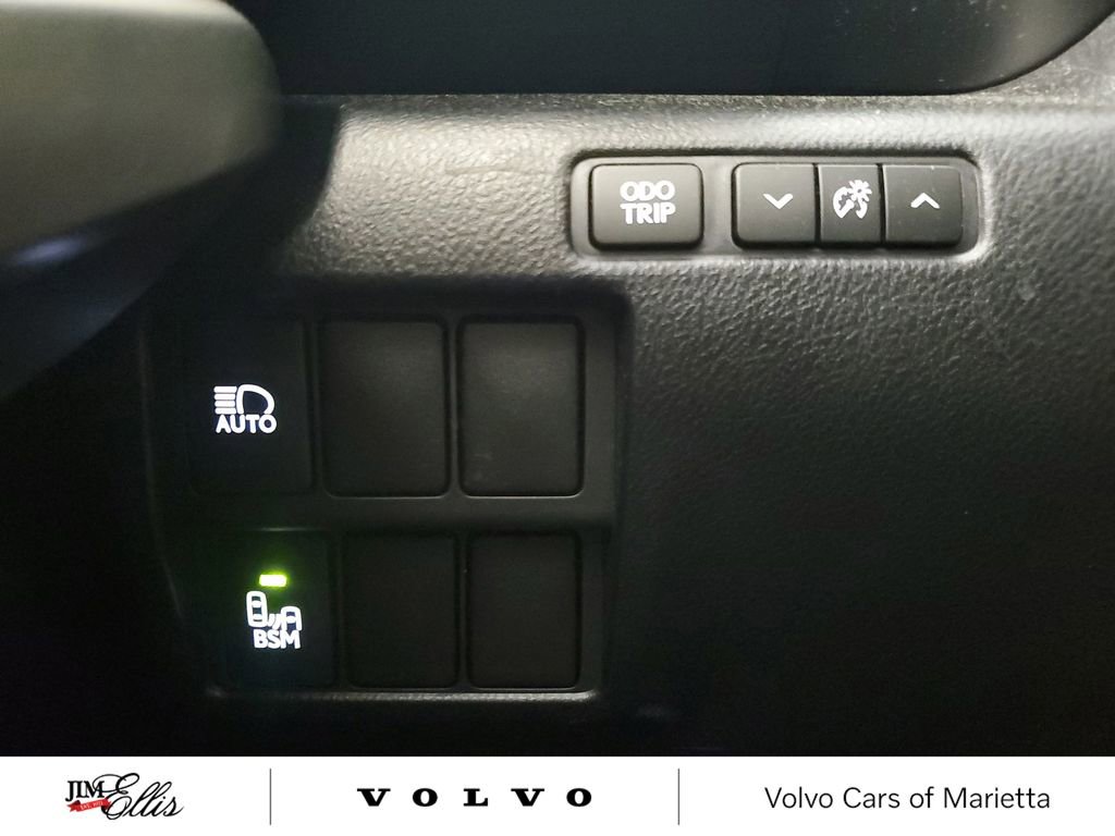 Used 2018 Lexus IS 300 w/ Accessory Package 2 image 35