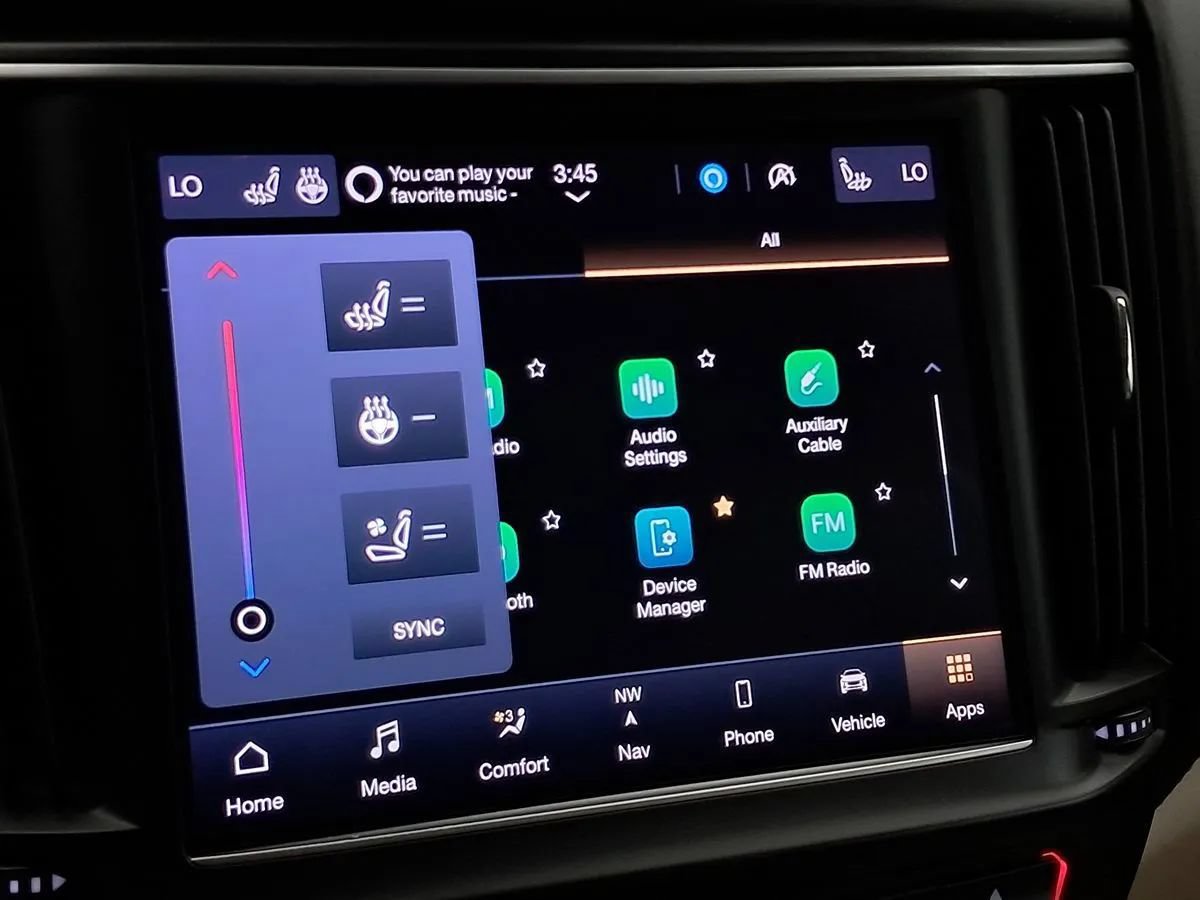 Used 2021 Maserati Levante S AWD/4WD image 19