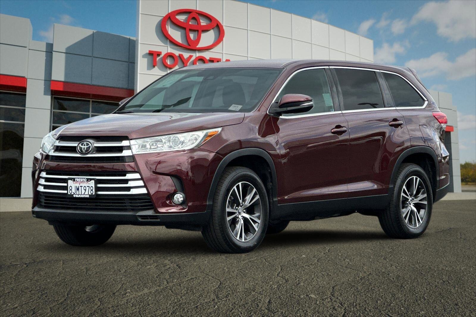 Certified 2019 Toyota Highlander Plus FWD image 7