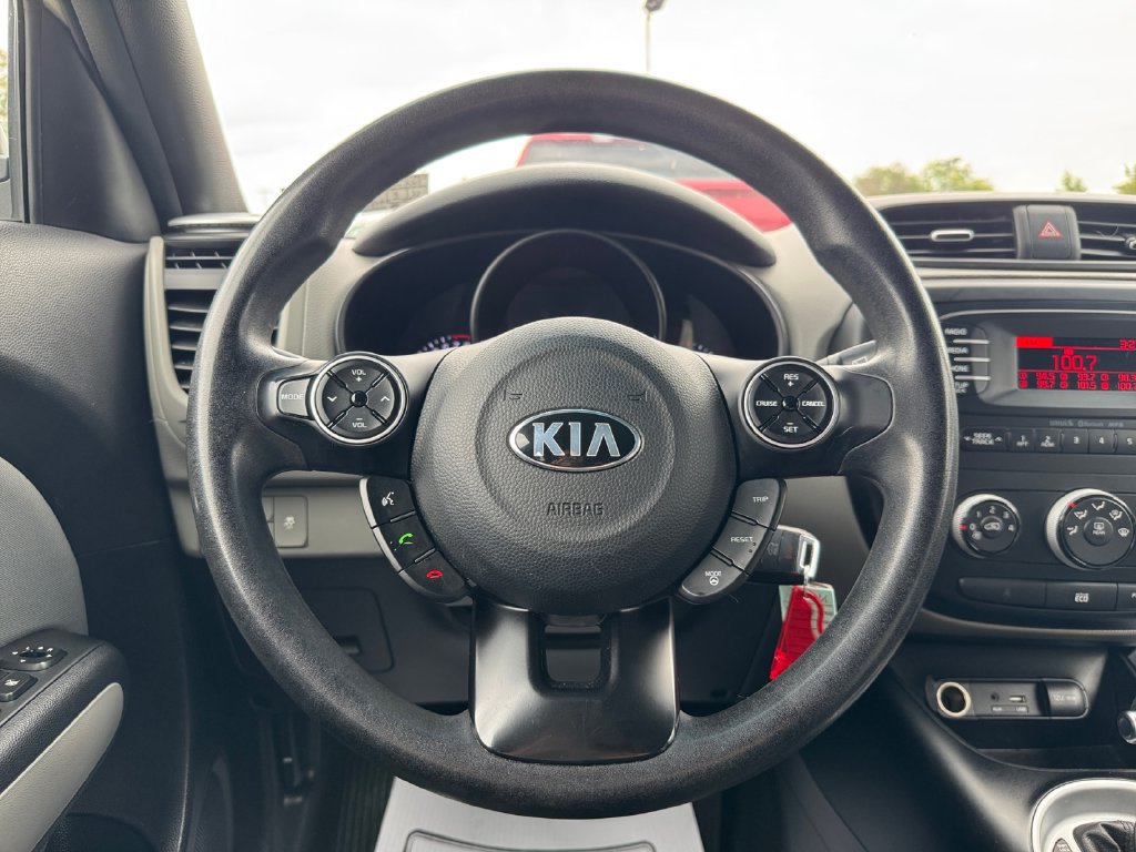 Used 2016 Kia Soul FWD image 15