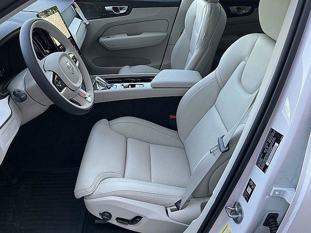 New 2026 Volvo XC60 B5 Ultra w/ Climate Package AWD/4WD image 14
