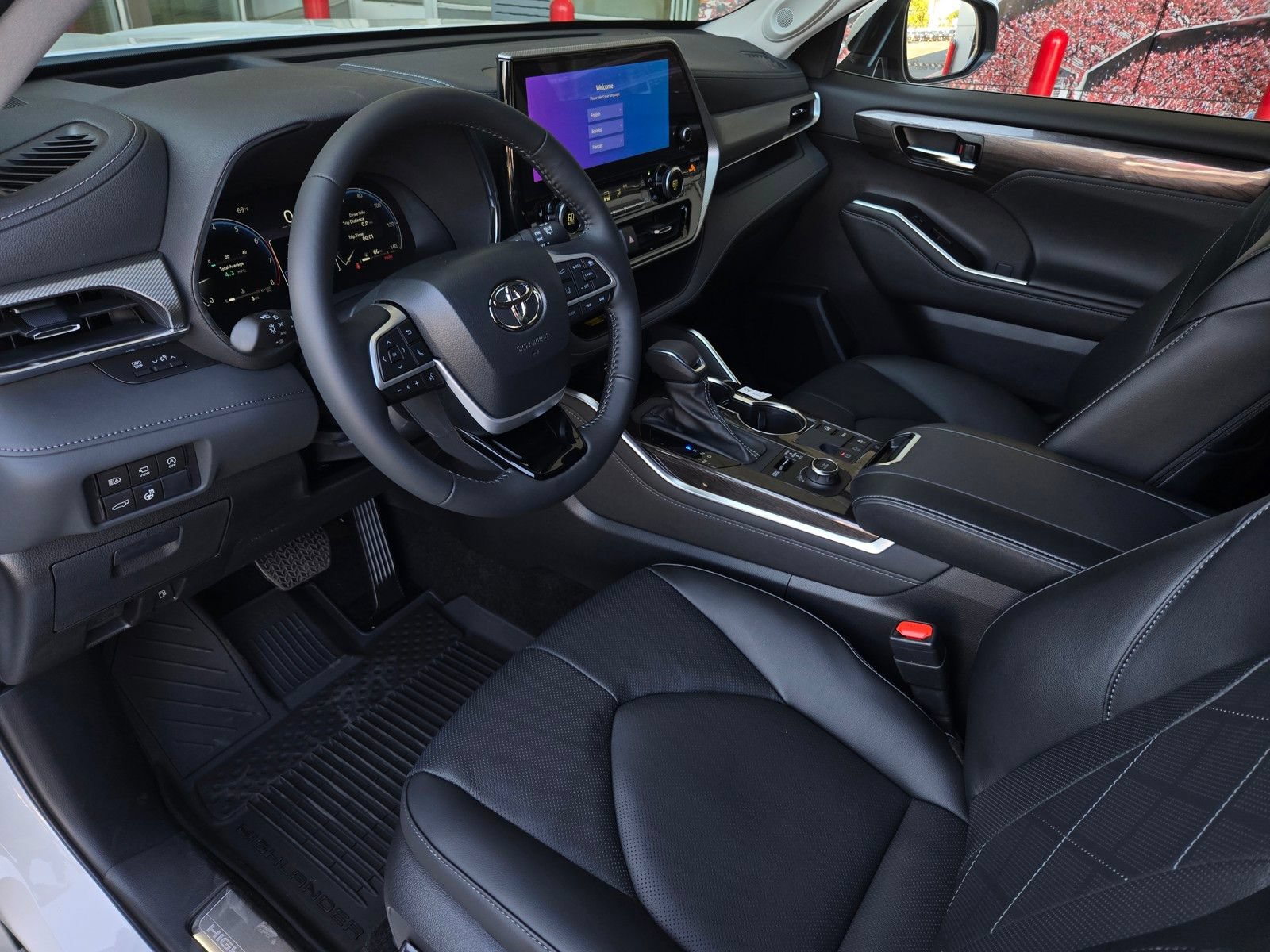 New 2026 Toyota Highlander Platinum AWD/4WD image 7