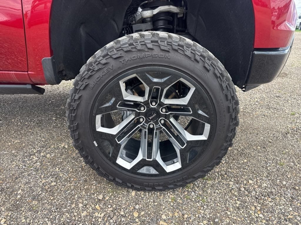 Used 2024 Chevrolet Silverado 1500 LT Trail Boss w/ LT Trail Boss Premium Package AWD/4WD image 15