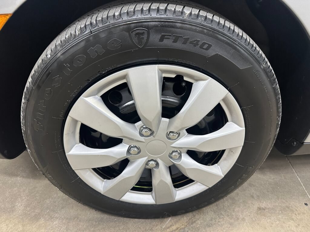 Used 2022 Kia Soul LX FWD image 31