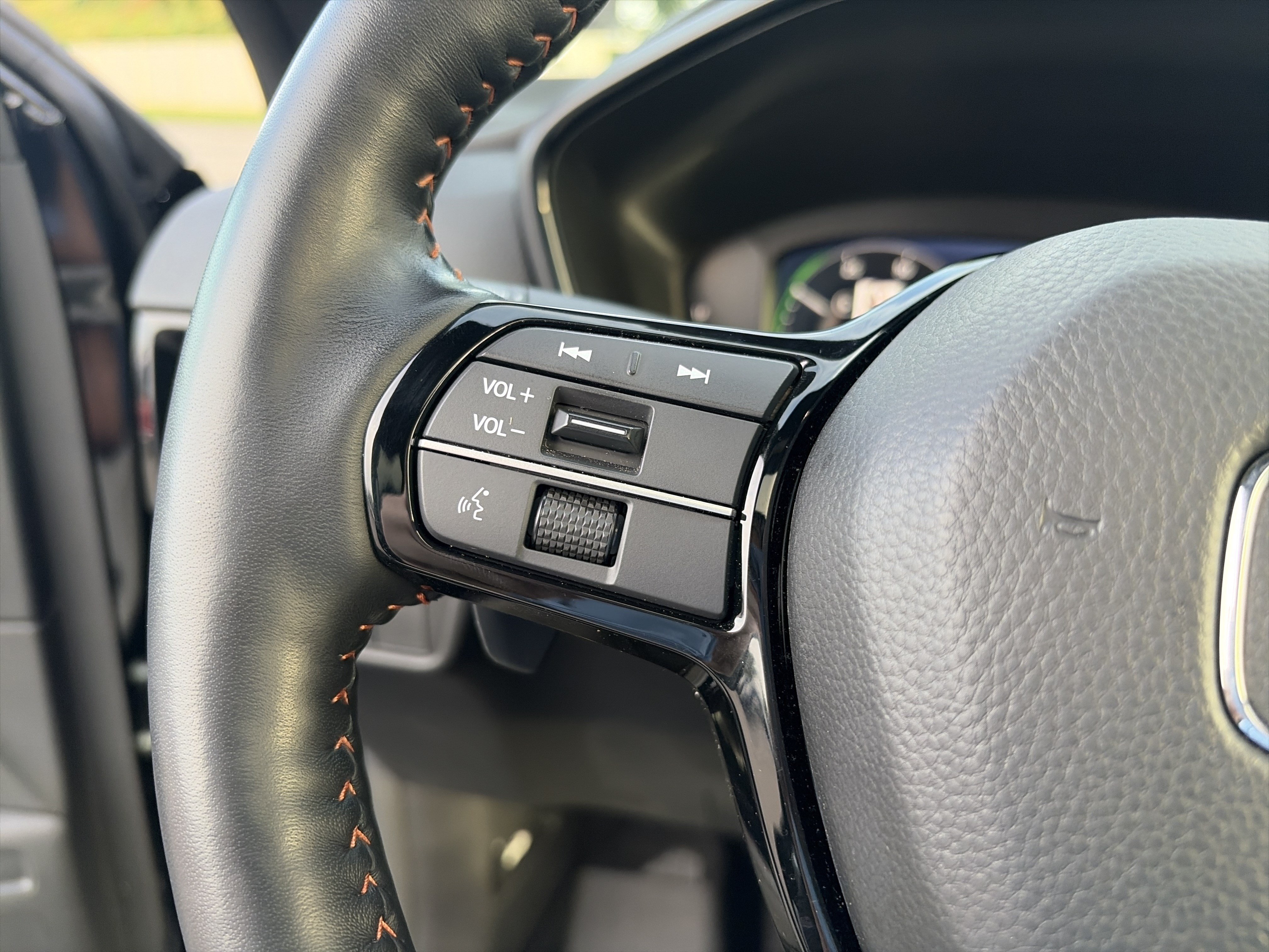 Used 2026 Honda CR-V Sport Touring image 32