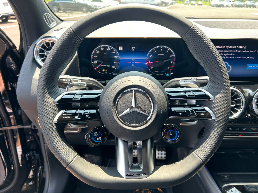 New 2026 Mercedes-Benz GLA 35 AMG 4MATIC image 18