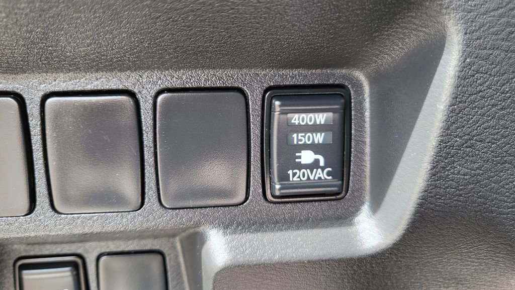 Used 2024 Nissan Frontier S w/ S Utility Package image 39