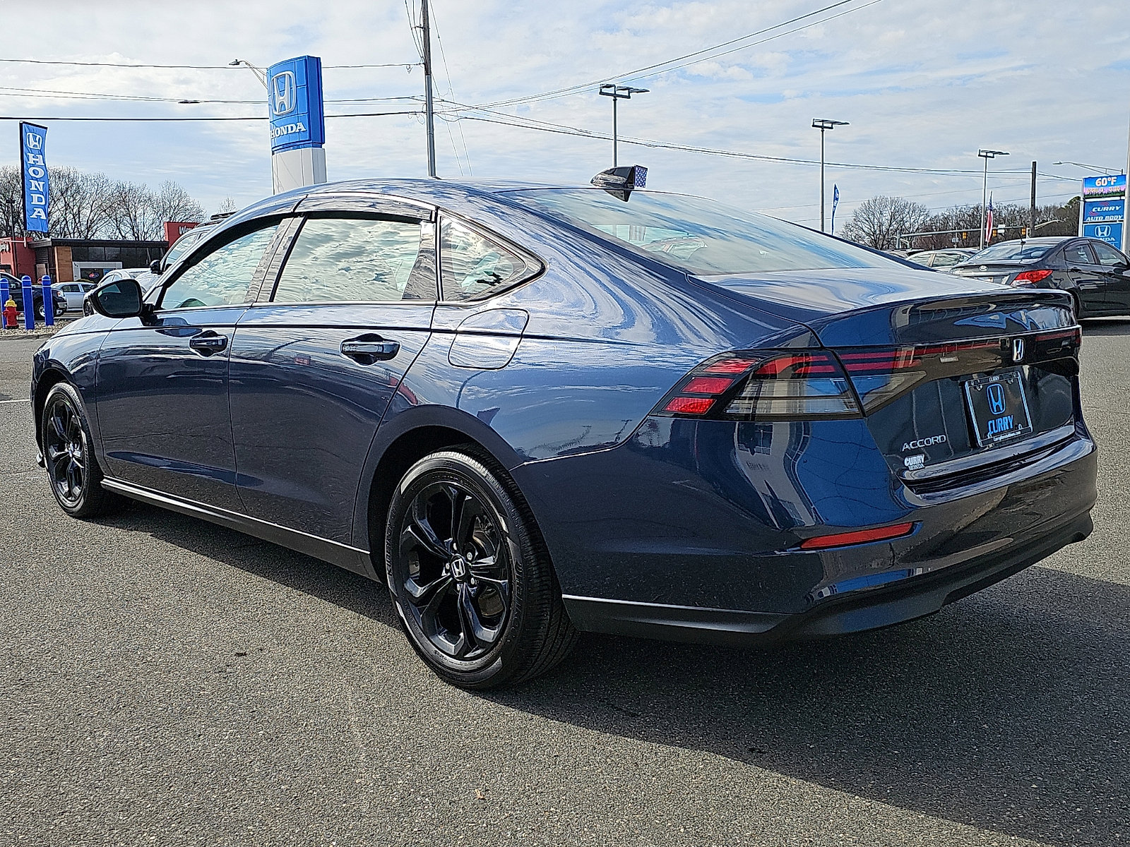 Used 2025 Honda Accord SE image 6