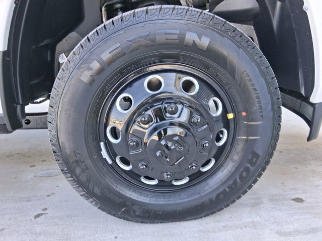 New 2026 RAM 3500 Laramie AWD/4WD image 12