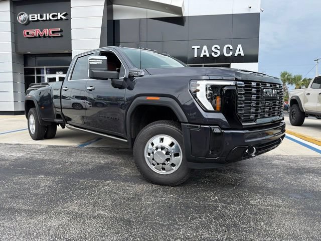 New 2026 GMC Sierra 3500 Denali Ultimate w/ LPO, Black Badging Package AWD/4WD image 1