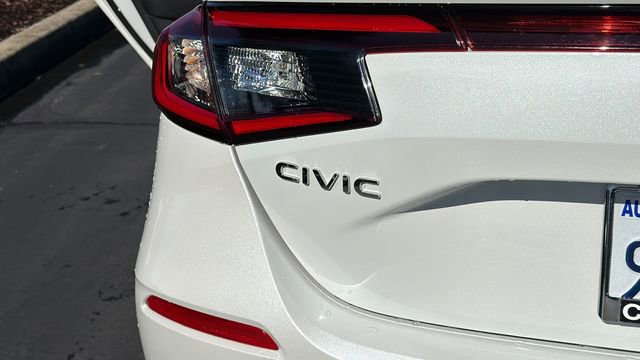 Used 2025 Honda Civic Sport image 12