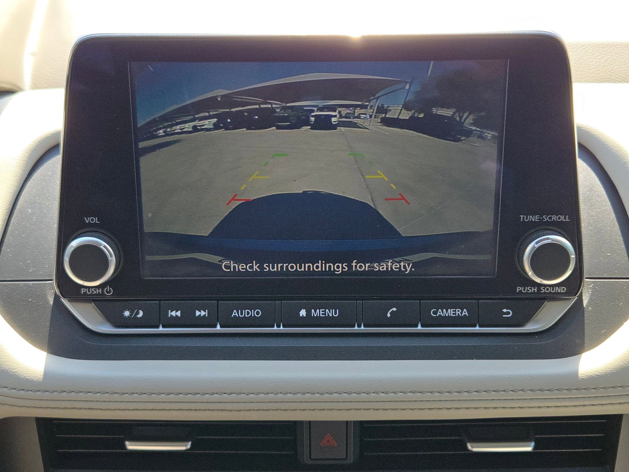 Used 2023 Nissan Rogue SV image 16