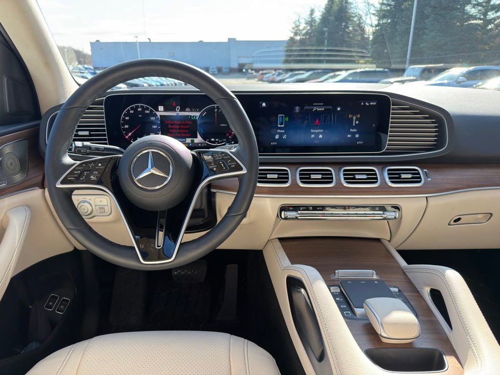 Used 2026 Mercedes-Benz GLE 450e 4MATIC image 10