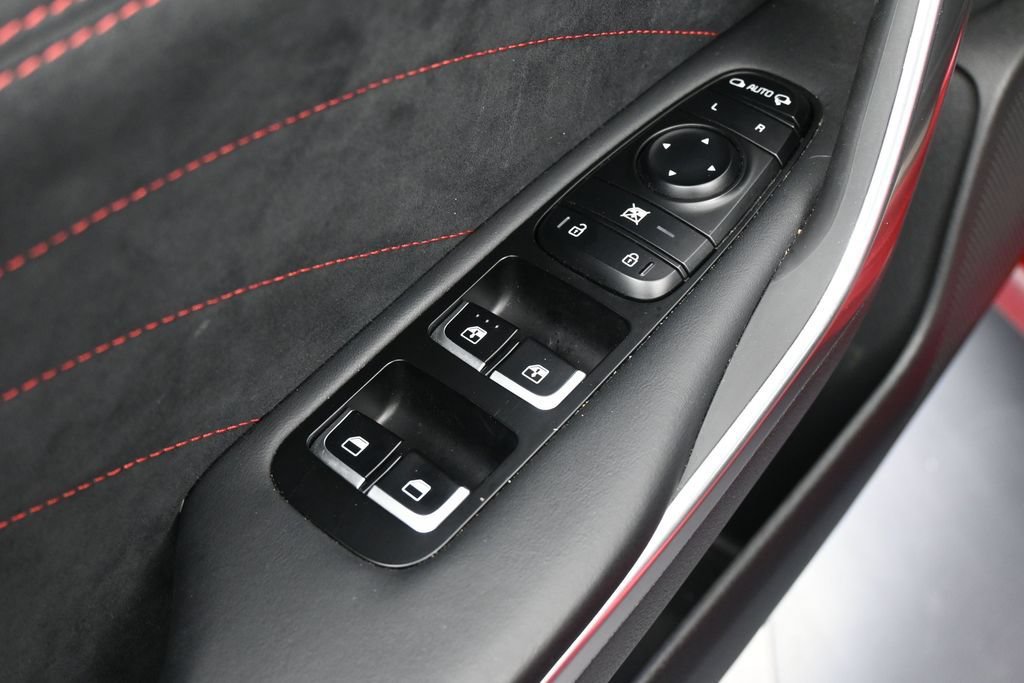 Used 2023 Kia Stinger GT2 AWD/4WD image 14