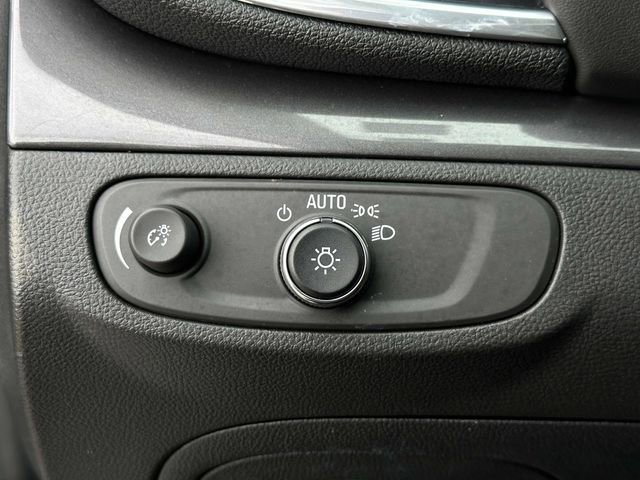 Used 2022 Buick Encore Preferred w/ Safety Package AWD/4WD image 16