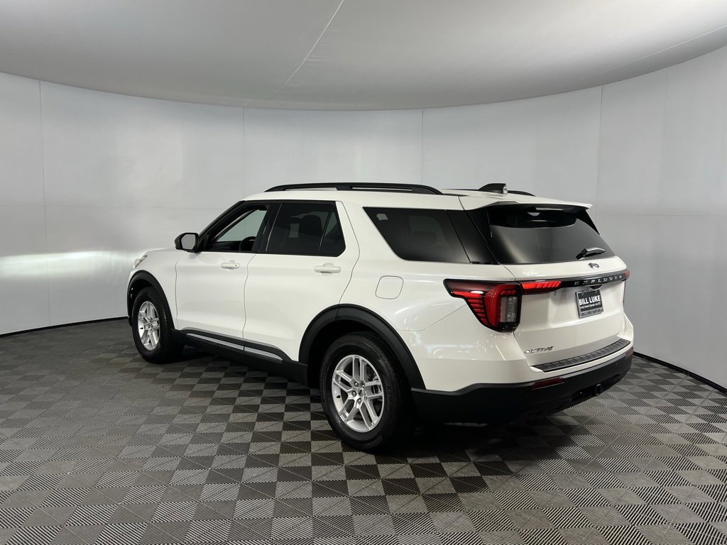 Used 2025 Ford Explorer Active image 8
