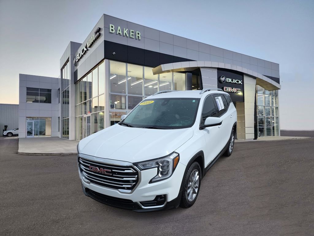 Used 2022 GMC Terrain SLT image 1