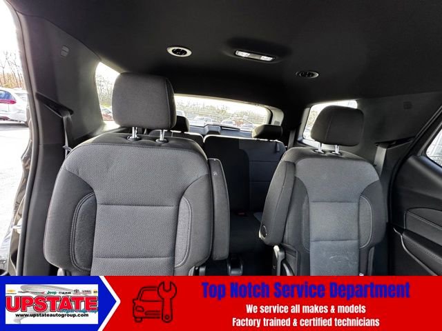 Used 2023 Chevrolet Traverse LT w/ Rear Camera Mirror Package image 14
