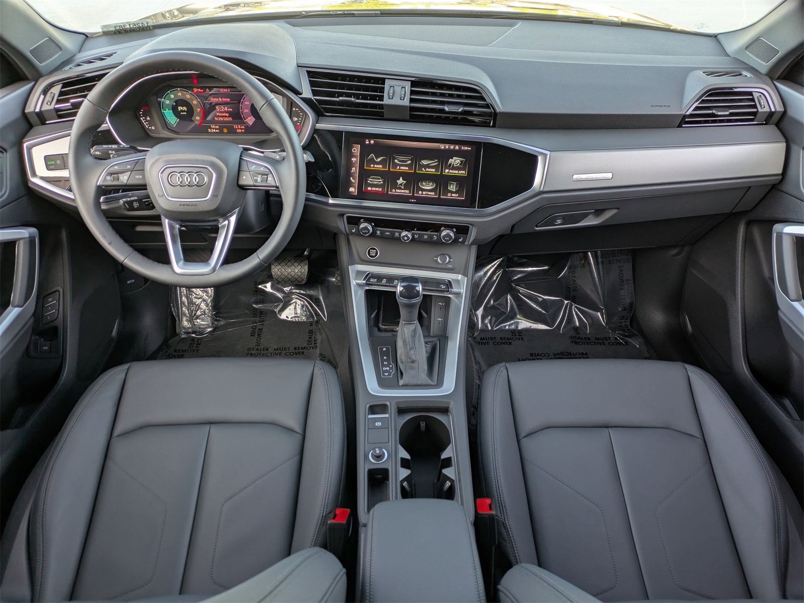 New 2025 Audi Q3 2.0T Premium image 5