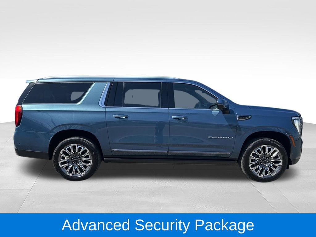 Used 2025 GMC Yukon XL Denali Ultimate w/ LPO, Floor Liner Package AWD/4WD image 3