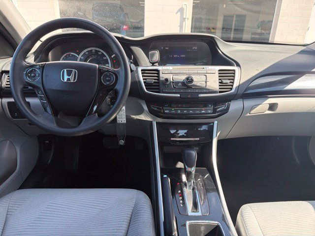 Used 2017 Honda Accord LX image 20