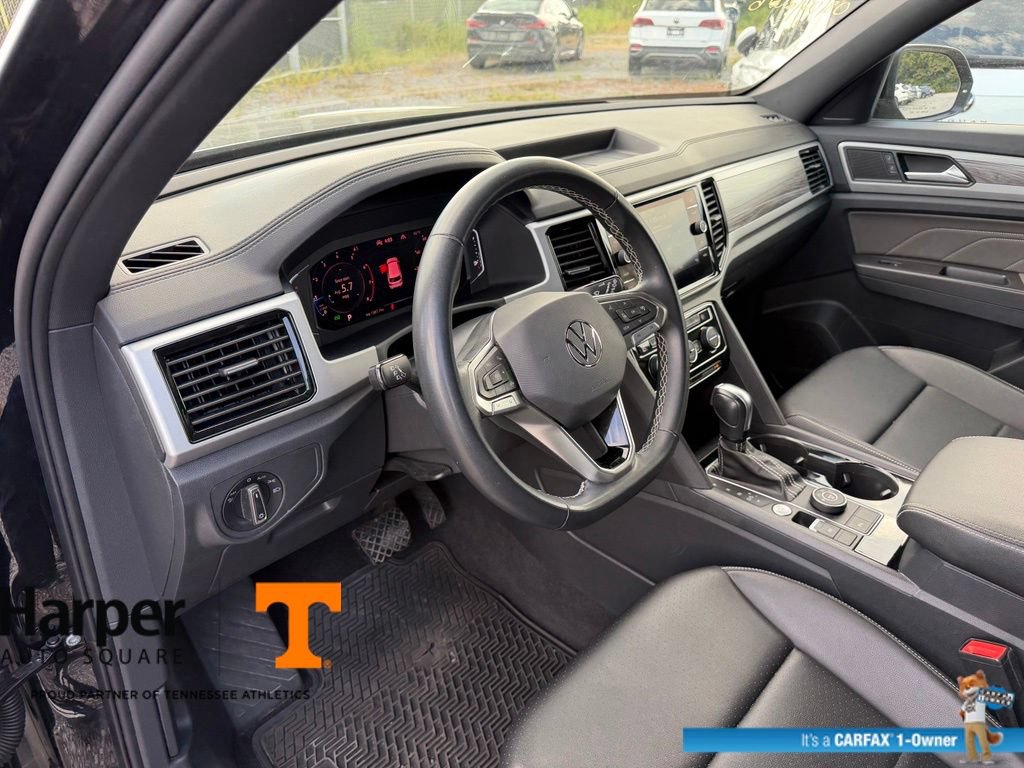Used 2023 Volkswagen Atlas Cross Sport SE w/ Panoramic Sunroof Package AWD/4WD image 14