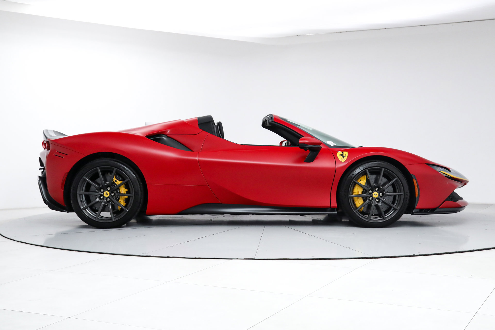 Certified 2024 Ferrari SF90 Spider AWD/4WD image 10