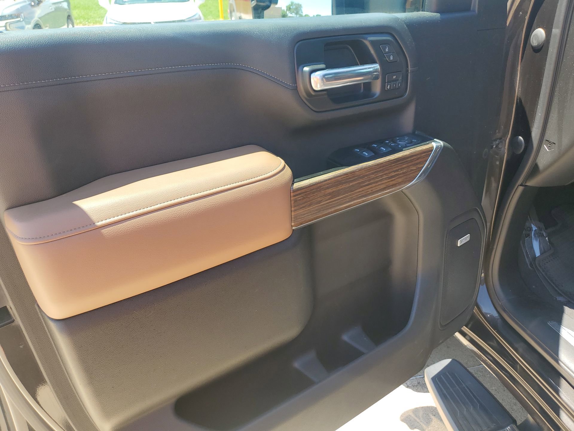 Used 2020 Chevrolet Silverado 3500 High Country w/ Z71 Off-Road Package AWD/4WD image 30