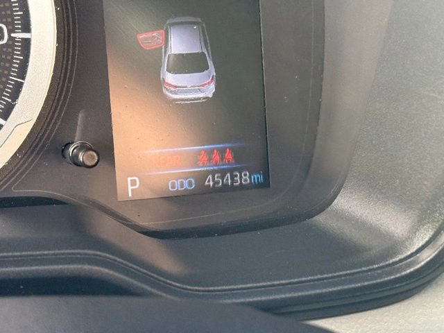 Used 2020 Toyota Corolla LE image 4