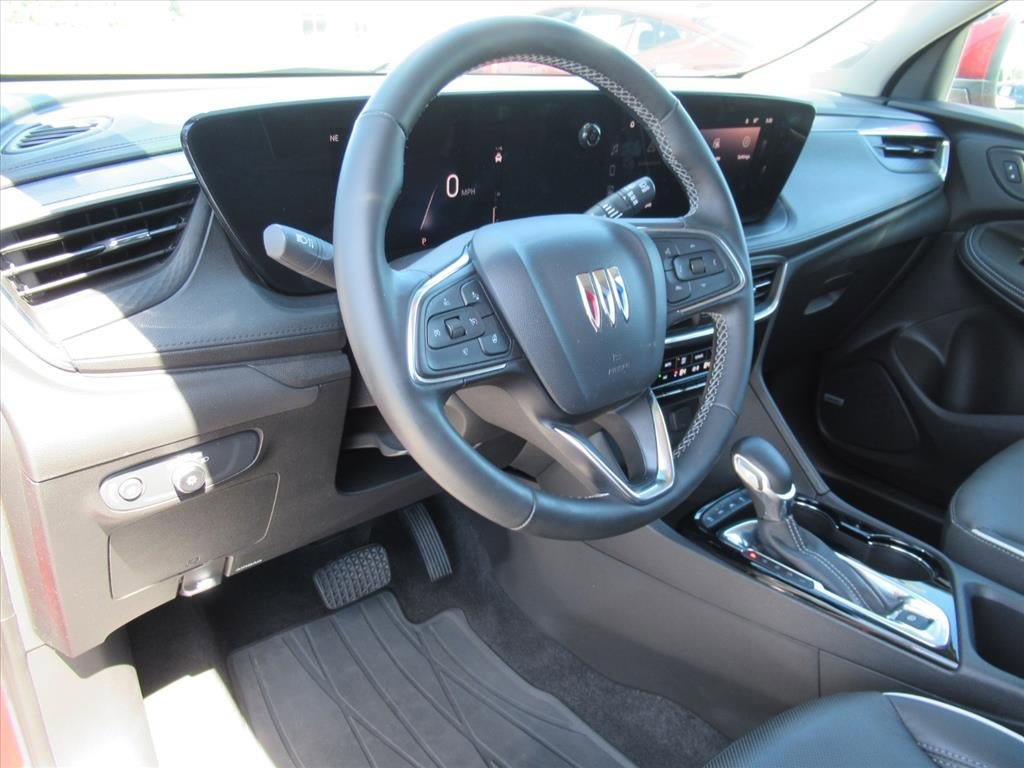 Used 2024 Buick Encore GX Avenir w/ Avenir Convenience Package AWD/4WD image 15