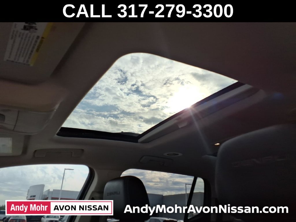 Used 2021 GMC Acadia Denali w/ Denali Technology Package FWD image 34
