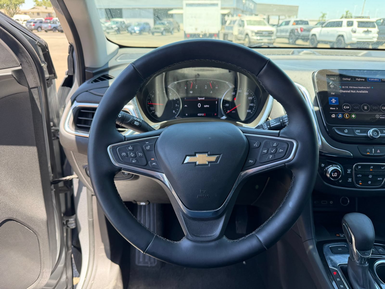 Used 2023 Chevrolet Equinox Premier AWD/4WD image 25
