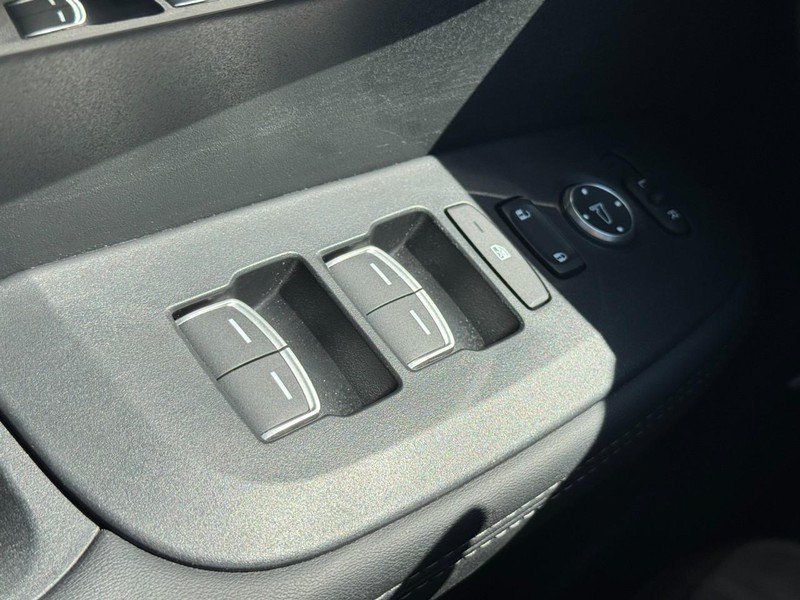Used 2025 Acura ADX FWD image 22