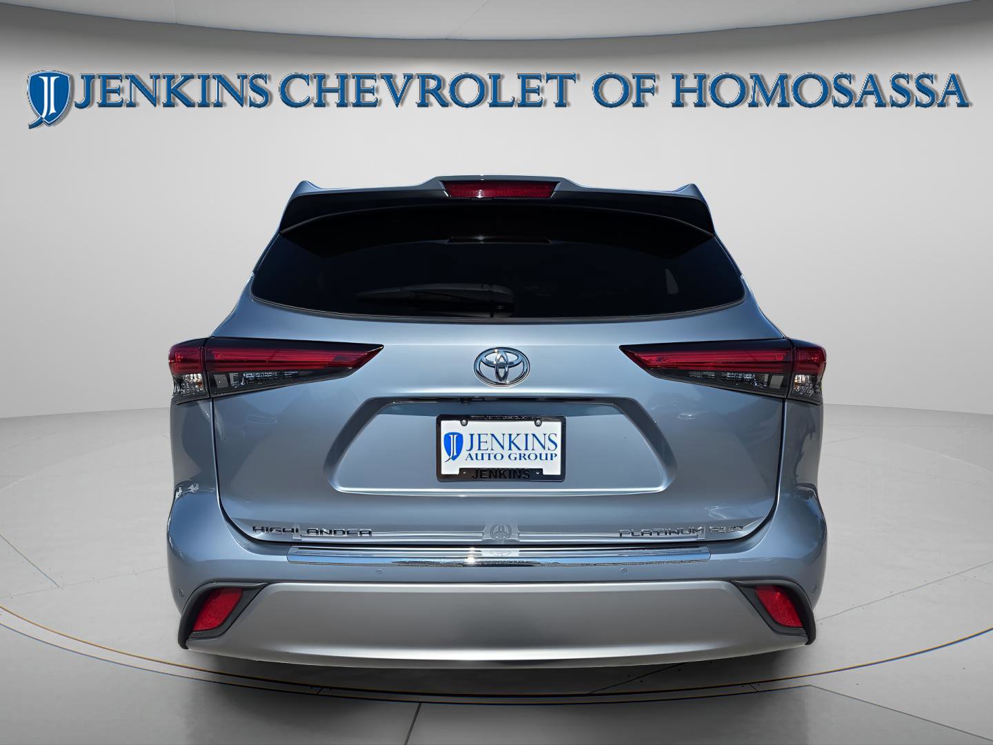 Used 2023 Toyota Highlander Platinum image 4