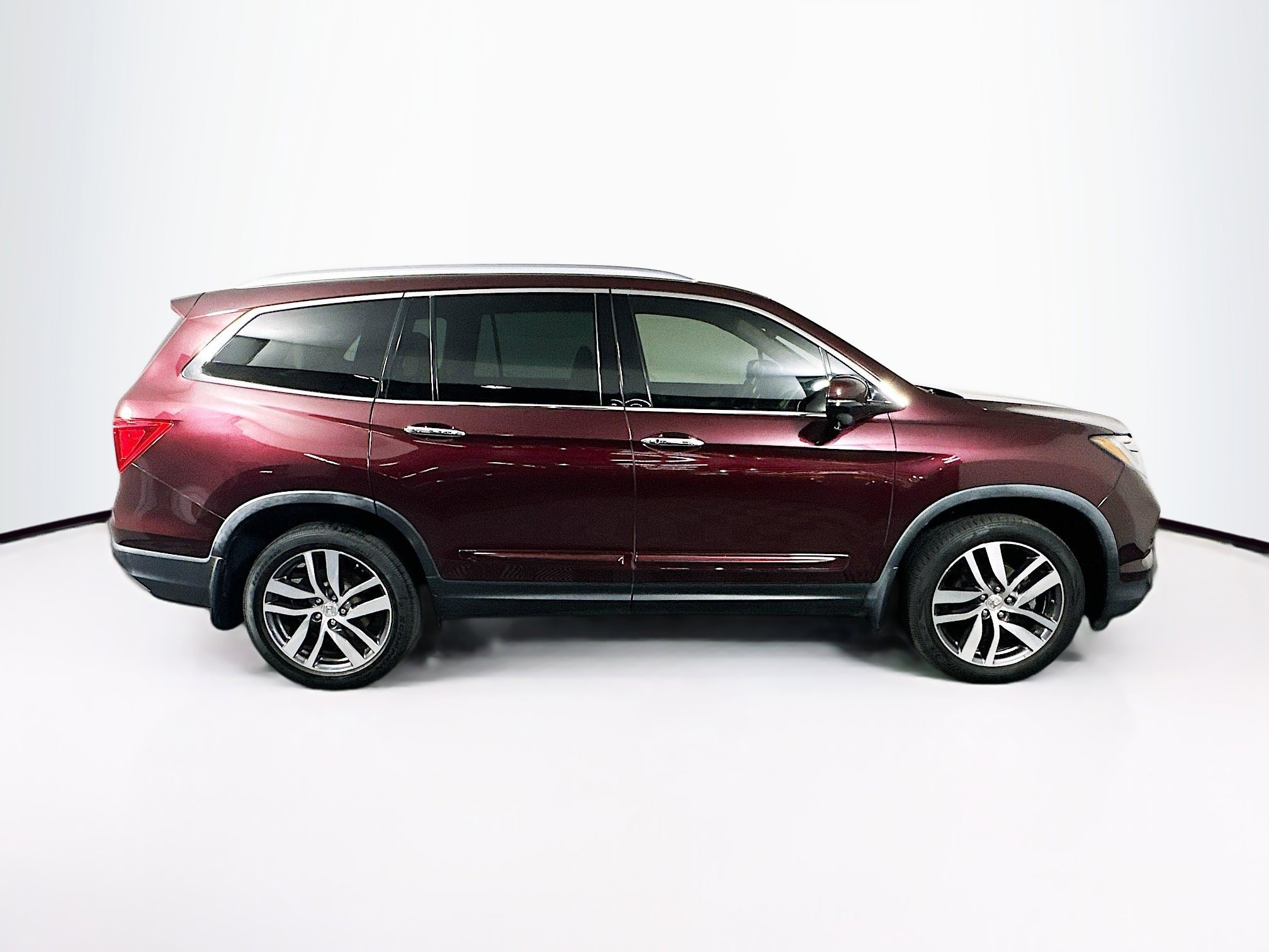 Used 2017 Honda Pilot Touring image 10