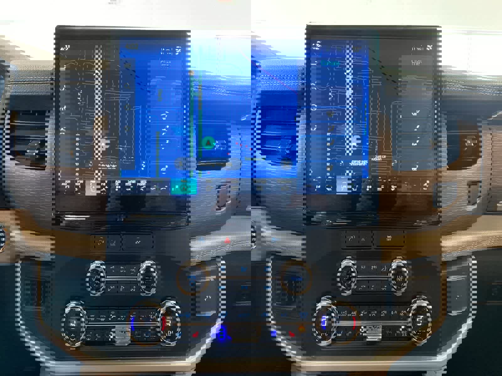 Certified 2023 Ford Expedition Limited image 12