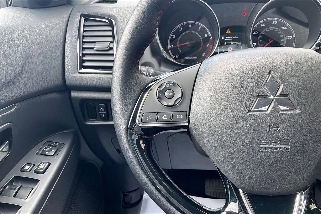 Used 2022 Mitsubishi Outlander Sport LE AWD/4WD image 17